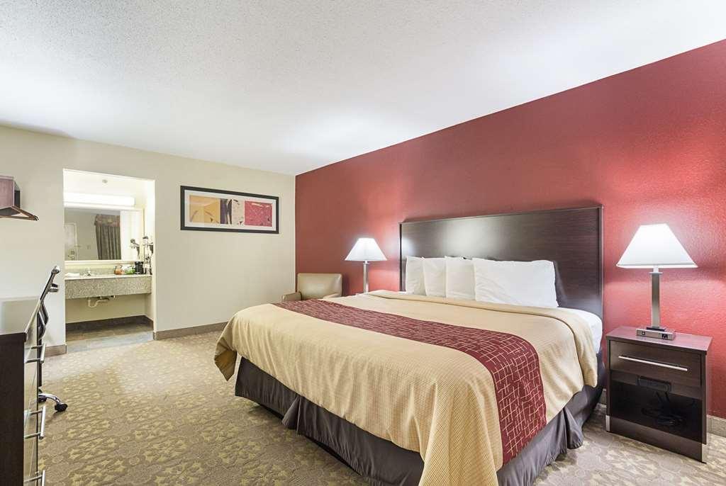 Red Roof Inn Plus+ Dallas - Аддисон Номер фото