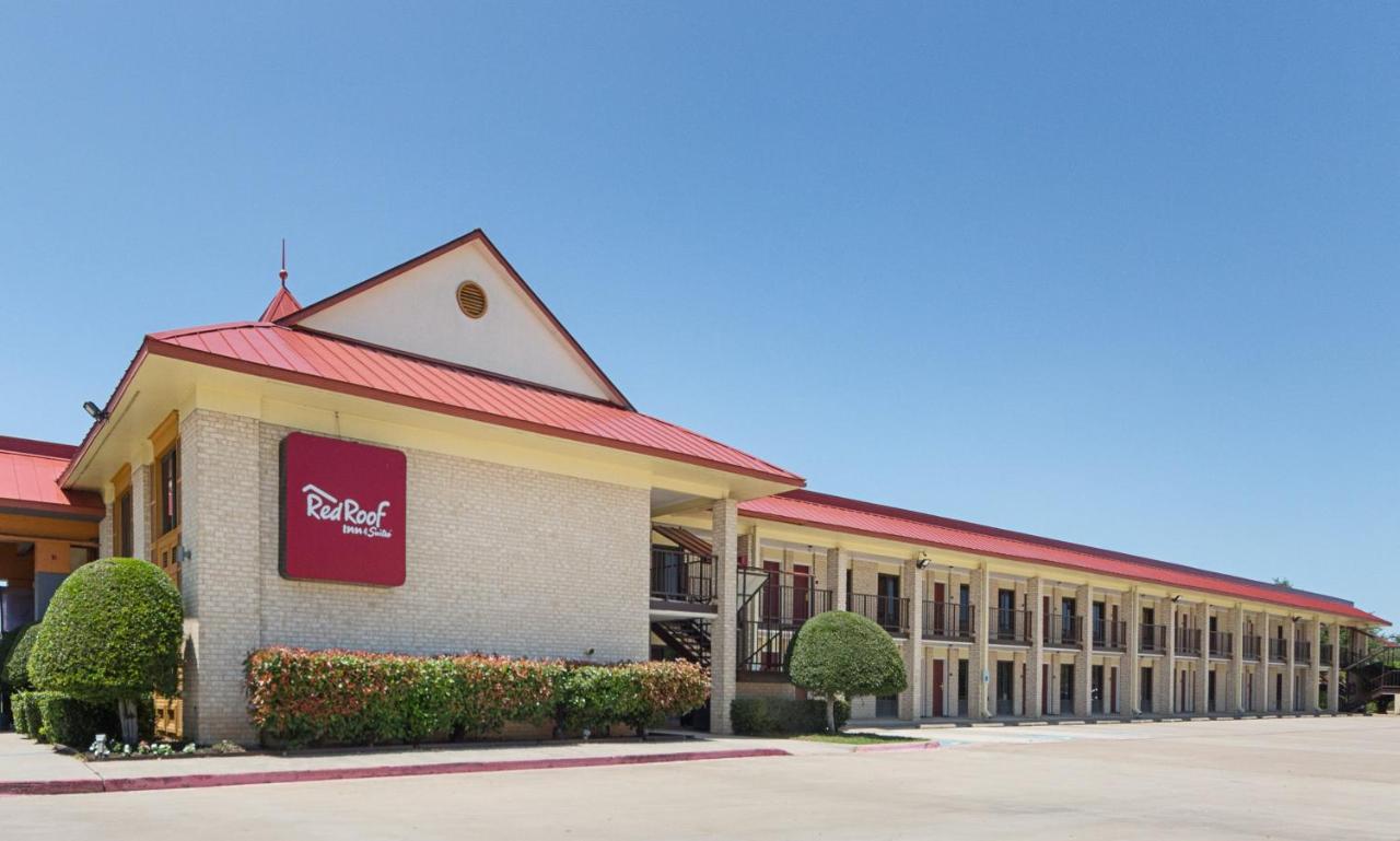Red Roof Inn Plus+ Dallas - Аддисон Экстерьер фото