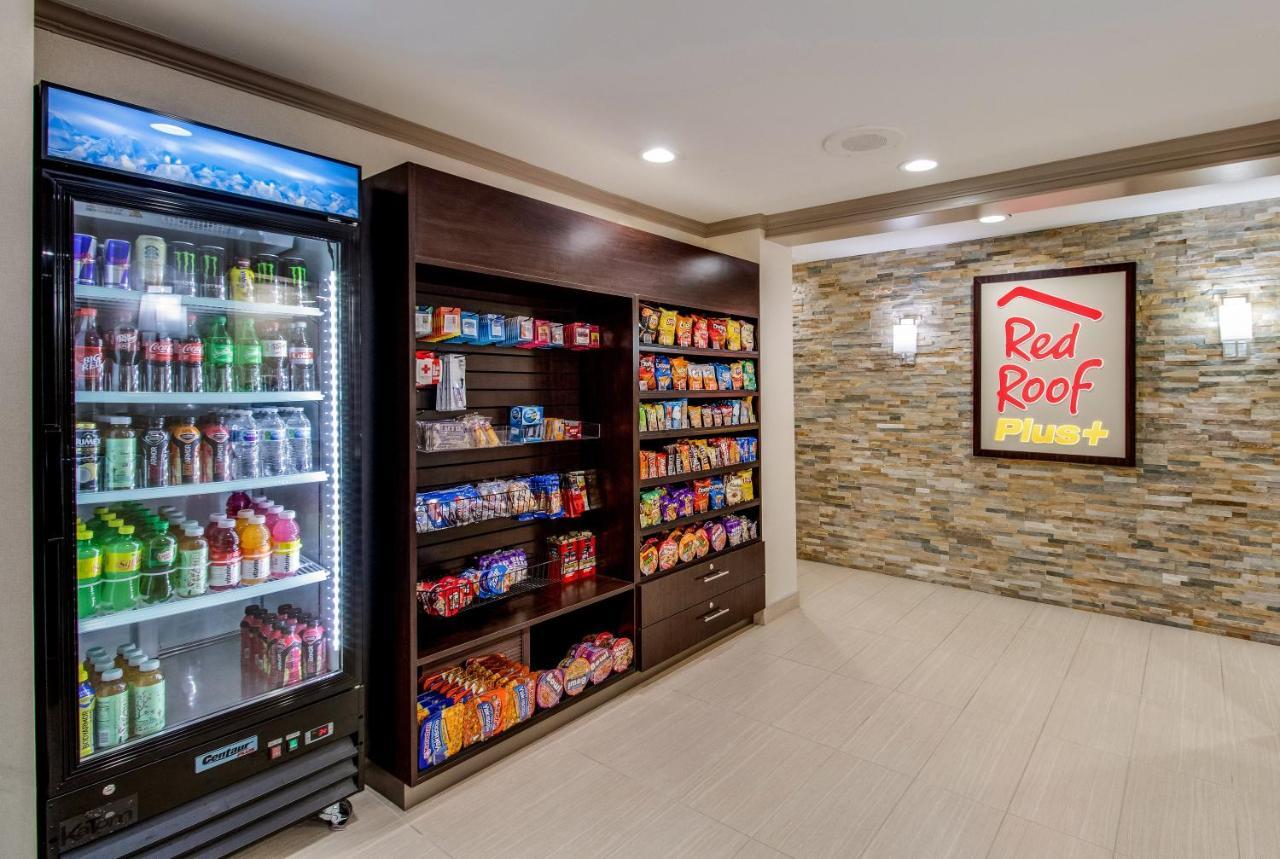 Red Roof Inn Plus+ Dallas - Аддисон Экстерьер фото