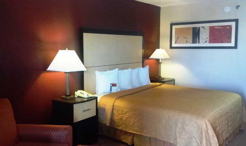 Red Roof Inn Plus+ Dallas - Аддисон Экстерьер фото